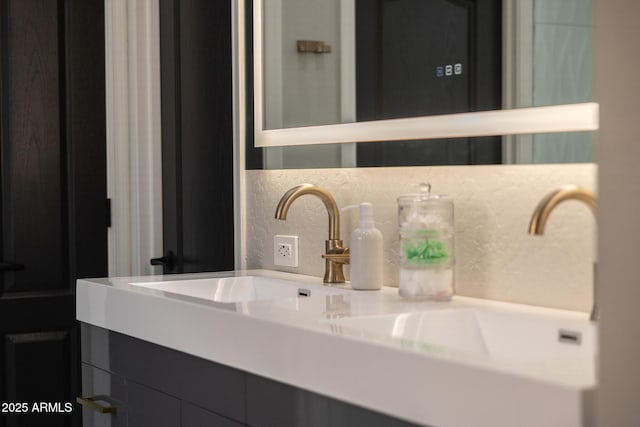 25454 N 73rd Ave, Peoria, AZ 85383 - bathroom with vanity