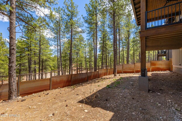 2582 S Cottonrose Ln, Flagstaff, AZ 86001 - view of yard featuring fence