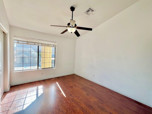 7801 N 44th Dr Unit 1180, Glendale, AZ 85301 - unfurnished room with ceiling fan and wood finished floors