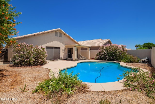 4441 E Desert Wind Dr, Phoenix, AZ 85044 - view of swimming pool featuring a fenced backyard and a patio area