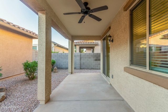 view of patio with ceiling fan