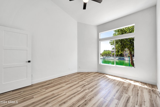 empty room featuring light hardwood / wood-style floors and ceiling fan