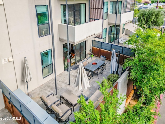 view of patio featuring outdoor dining space