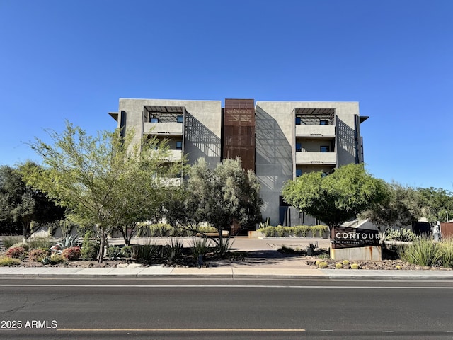 2300 E Campbell Ave Unit 104, Phoenix, AZ 85016 - view of building exterior