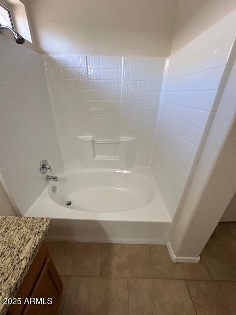 21192 N 80th Ln, Peoria, AZ 85382 - full bath featuring tile patterned flooring, shower / washtub combination, and vanity
