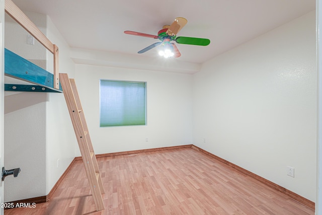 238 W Myrna Ln, Tempe, AZ 85284 - unfurnished room with a ceiling fan and light wood finished floors