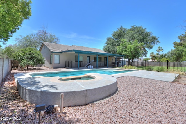 238 W Myrna Ln, Tempe, AZ 85284 - view of pool with a patio, a fenced backyard, and a pool with connected hot tub