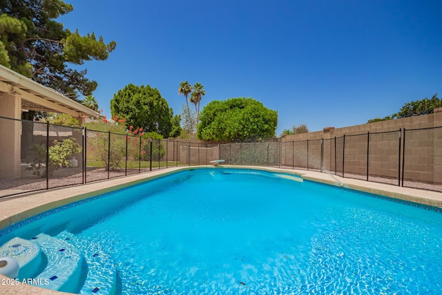400 W Crofton St, Chandler, AZ 85225 - view of swimming pool with a fenced backyard