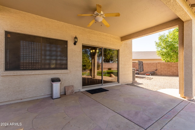 view of patio with ceiling fan