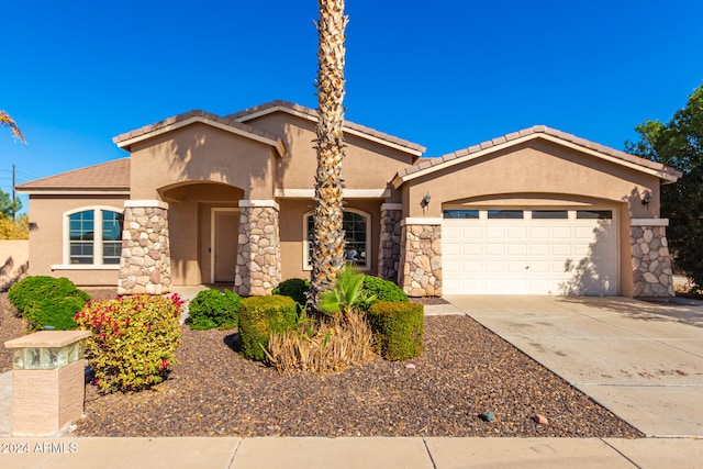 view of front of house featuring a garage