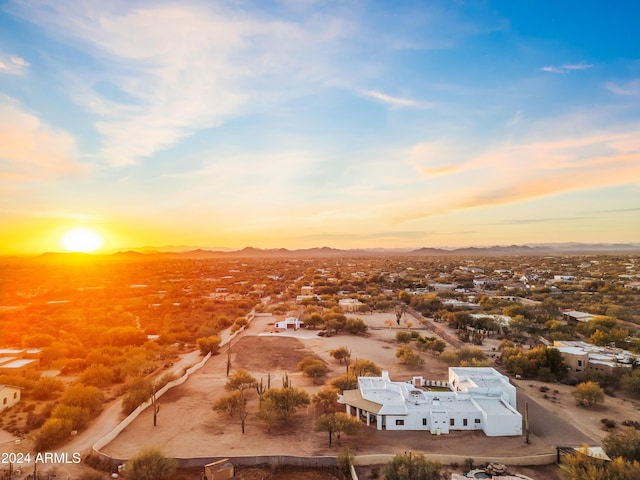 view of aerial view at dusk