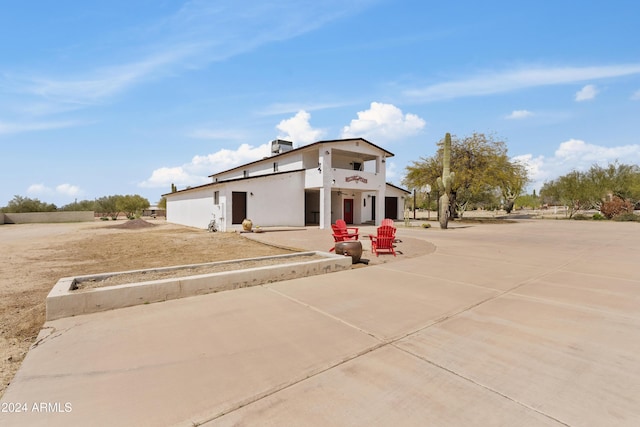 view of front of house featuring stucco siding