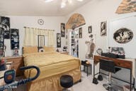 miscellaneous room featuring vaulted ceiling