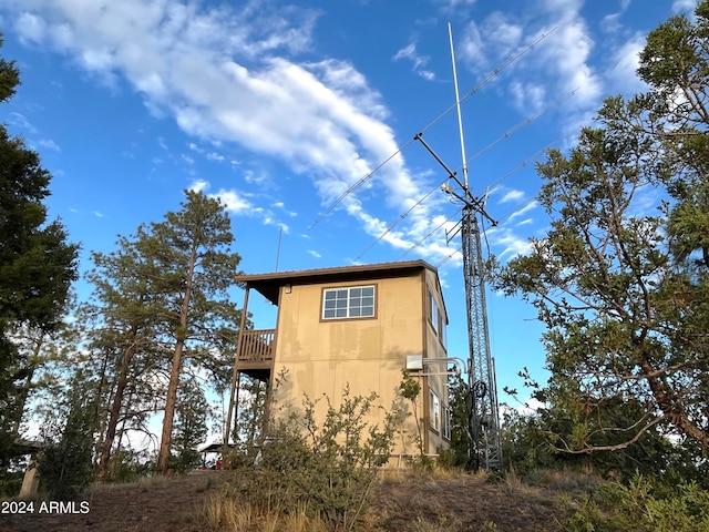 view of home's exterior