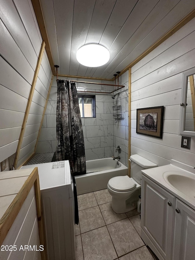 full bathroom featuring wooden ceiling, toilet, vanity, and shower / bath combo