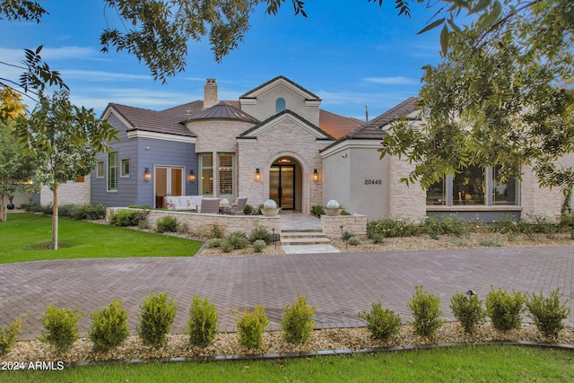 view of front of house with a front yard