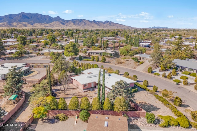 drone / aerial view with a mountain view