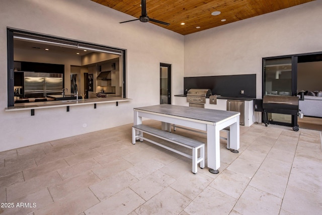 9148 N 66th Pl, Paradise Valley, AZ 85253 - view of patio featuring ceiling fan