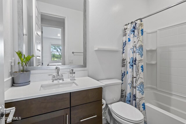 6919 S 13th Pl, Phoenix, AZ 85042 - full bath with vanity and shower / bathtub combination with curtain