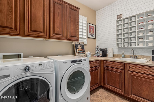 4463 S Oregon Ct, Chandler, AZ 85248 - laundry room with cabinet space, separate washer and dryer, and light tile patterned flooring