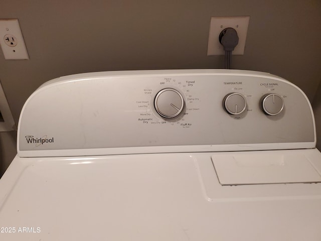 351 S Apache Dr, Chandler, AZ 85224 - laundry view of washer / dryer
