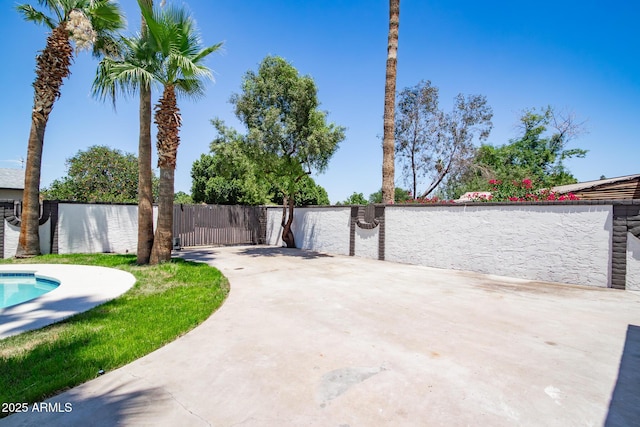 3646 W Brown St, Phoenix, AZ 85051 - view of patio / terrace