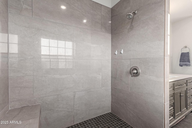 12015 S Tuzigoot Dr, Phoenix, AZ 85044 - bathroom with tiled shower and vanity