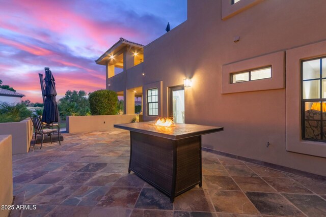 12015 S Tuzigoot Dr, Phoenix, AZ 85044 - view of patio featuring an outdoor fire pit and a balcony