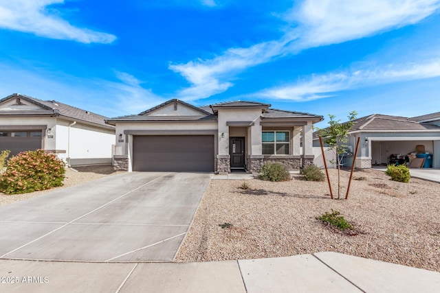 view of front of property featuring a garage