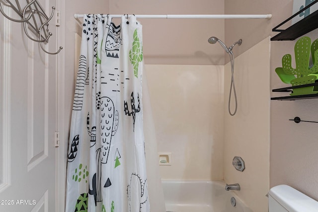 bathroom featuring toilet and shower / bath combo