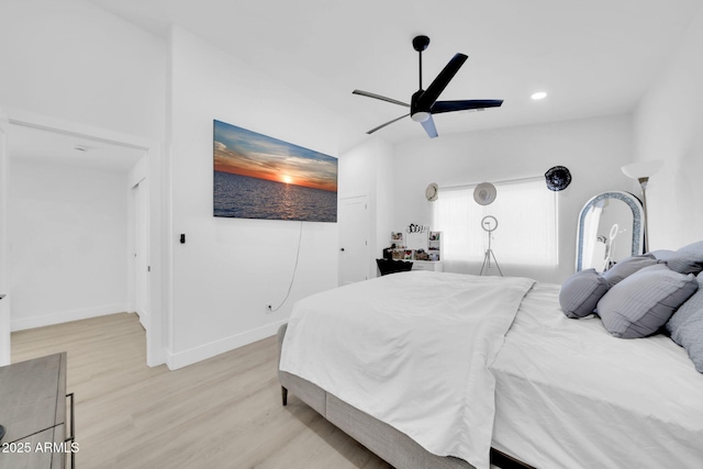 3034 N 39th St Unit 12, Phoenix, AZ 85018 - bedroom featuring light wood-style flooring, recessed lighting, and ceiling fan