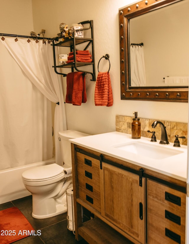 full bathroom featuring tile patterned floors, toilet, vanity, and shower / bath combo