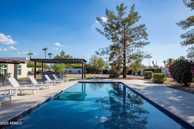 13620 N 80th Pl, Scottsdale, AZ 85260 - view of swimming pool featuring a patio area