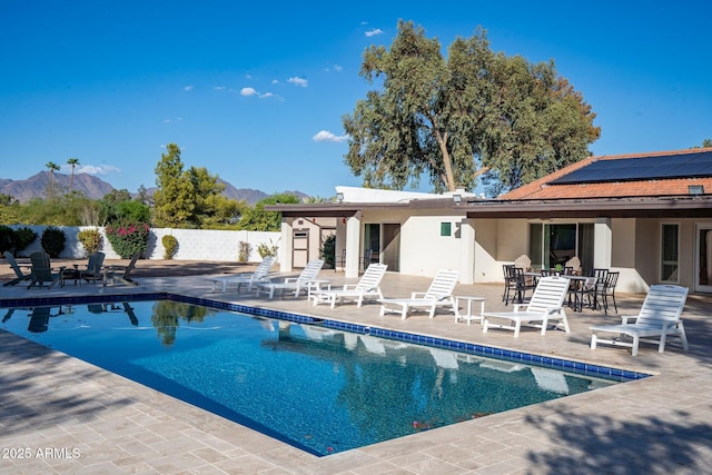 13620 N 80th Pl, Scottsdale, AZ 85260 - view of swimming pool featuring a mountain view, a patio, and outdoor dining area