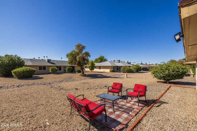 view of yard featuring a patio