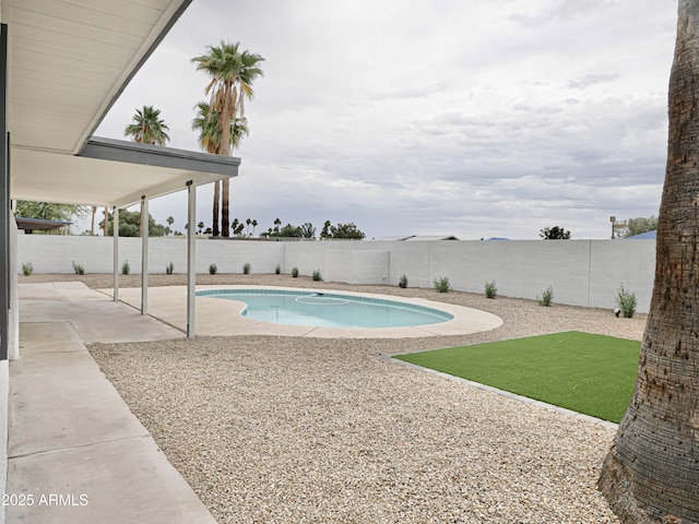 6401 E Eugie Ter, Scottsdale, AZ 85254 - view of swimming pool with a patio area and a fenced backyard