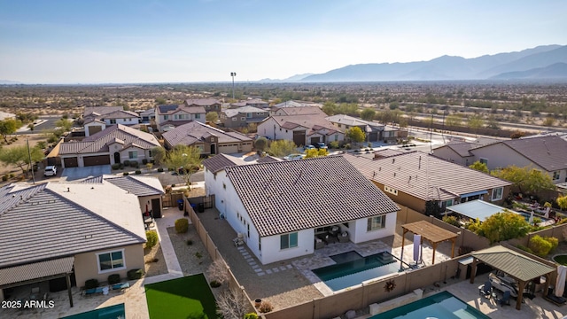 bird's eye view featuring a mountain view