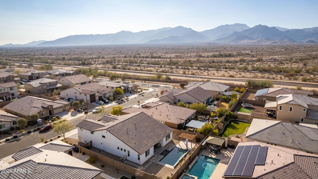 bird's eye view featuring a mountain view