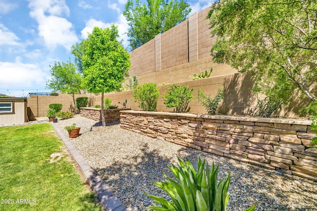 12932 W Cassia Trl, Peoria, AZ 85383 - fenced backyard featuring a shed