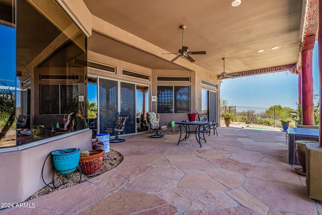 view of terrace with ceiling fan