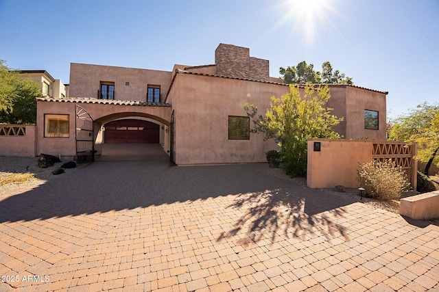 view of front of property