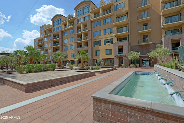 view of swimming pool