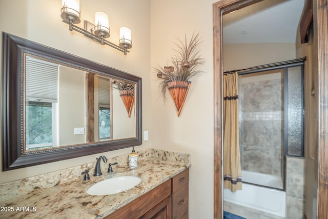 full bath with shower / bath combo and vanity