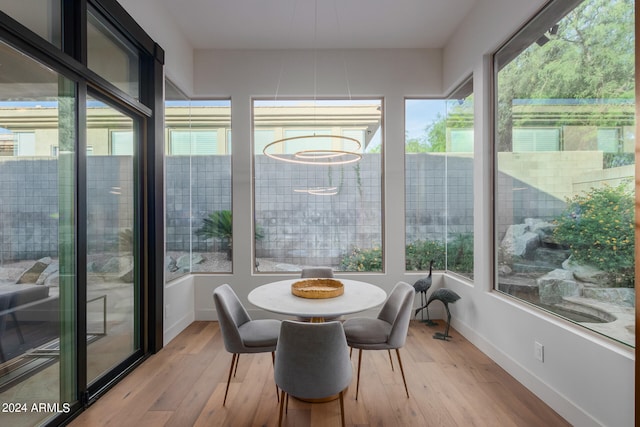 view of sunroom / solarium