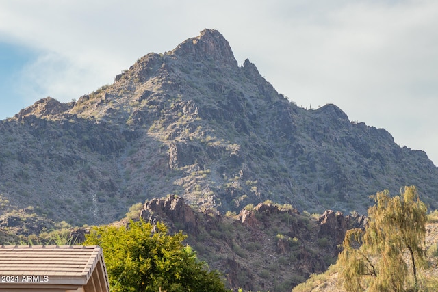 property view of mountains