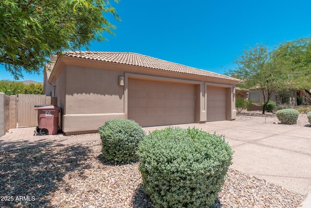 12120 E Cortez Dr, Scottsdale, AZ 85259 - garage featuring concrete driveway
