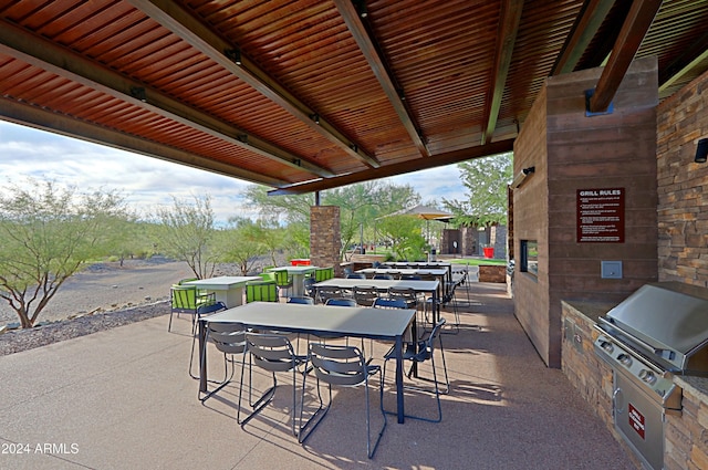 view of patio / terrace with area for grilling