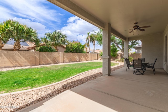 2600 E Hazeltine Way, Chandler, AZ 85249 - view of patio / terrace with a fenced backyard, outdoor dining area, and ceiling fan