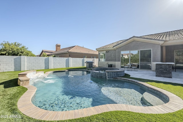 22709 S 202nd St, Queen Creek, AZ 85142 - view of pool featuring a patio, a fenced backyard, and a pool with connected hot tub