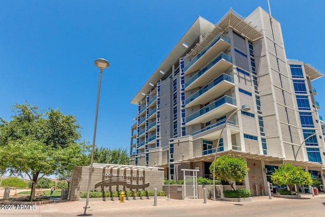 120 E Rio Salado Pkwy Unit 201, Tempe, AZ 85281 - view of building exterior